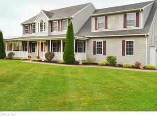 16 Grand View Dr, Enfield, CT 06082