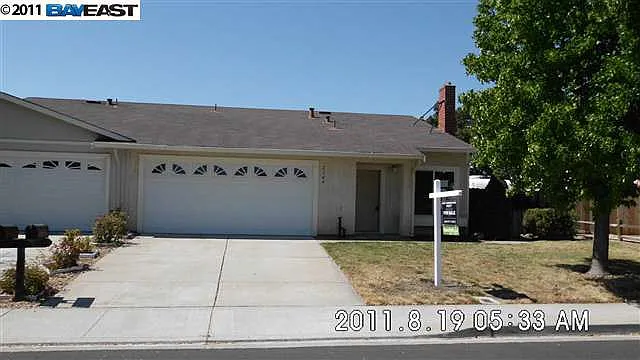 2144 Ponderosa Dr photo 1