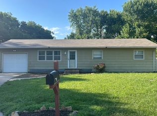 2012 Gladiola Ct, Manhattan, KS 66502