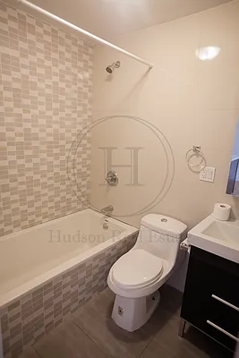 Rented by Hudson Real Estate International LLC | media 3