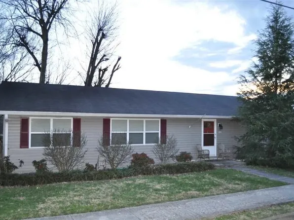 231 5th St, Etowah, TN 37331