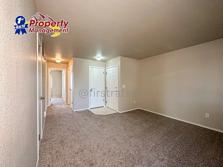 764 W Alden Dr — Photo 7
