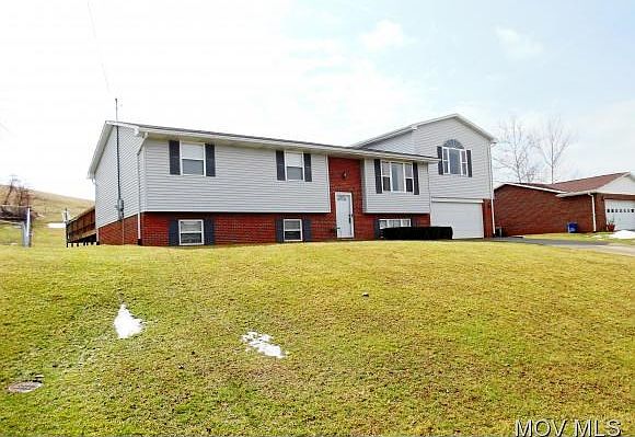 1st image of 126 Cornerstone Dr