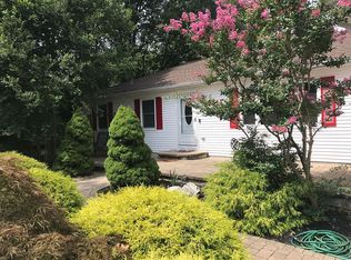 381 Frank Applegate Rd, Jackson, NJ 08527