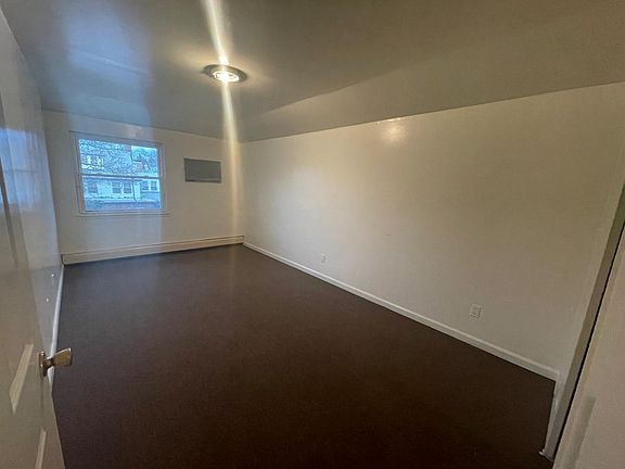 5th image of 4056 Grace Ave #2