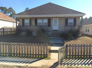 3067 Longfellow Dr, Bay Saint Louis, MS 39520
