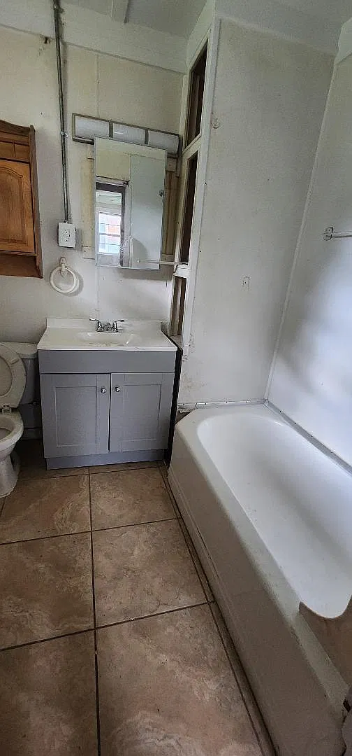 1 bed, 750 sqft, $850 — Photo 3