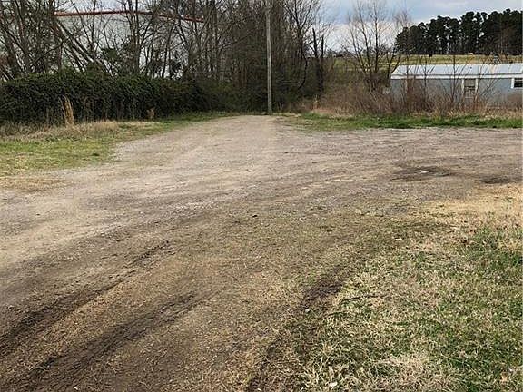 5th image of 5908 N Highway 59