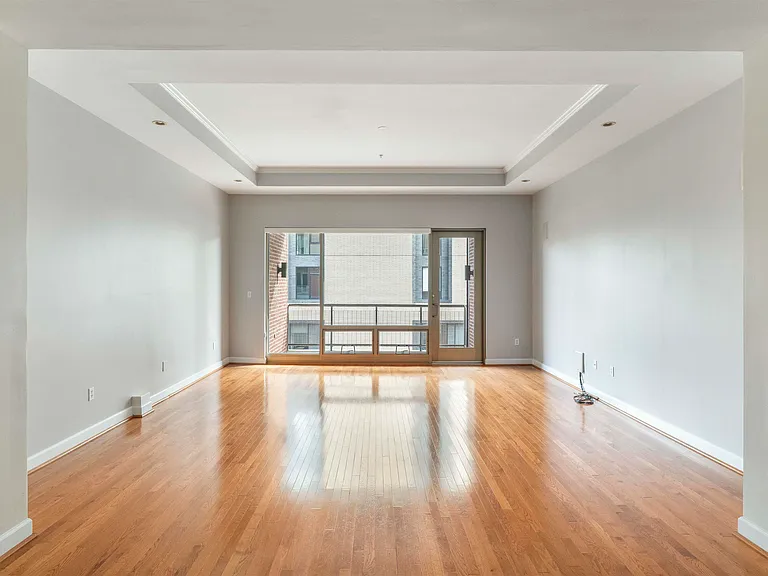 112 5th St SE #3D — Photo 33
