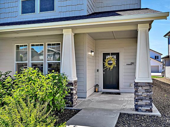 3rd image of 4902 W Thornapple Dr