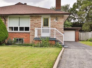 12 Waterbury Dr, Toronto, ON M9R 3X6