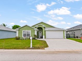 1324 Cape May Ln, Greenacres, FL 33413