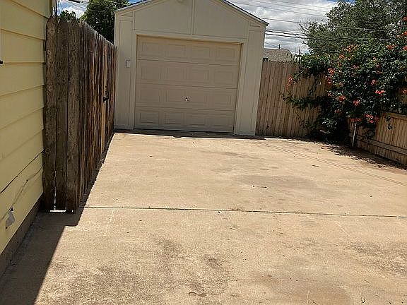 2nd image of 311 Sunset Ln