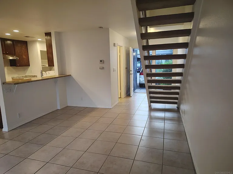 12112 Wilsey Way — Photo 33