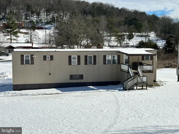 1167 Graysons Gap Rd, New Creek, WV 26743