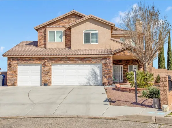 3800 Capella Dr, Barstow, CA 92311