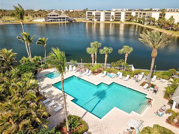 5th image of 5750 NE Island Cove Way APT 3107