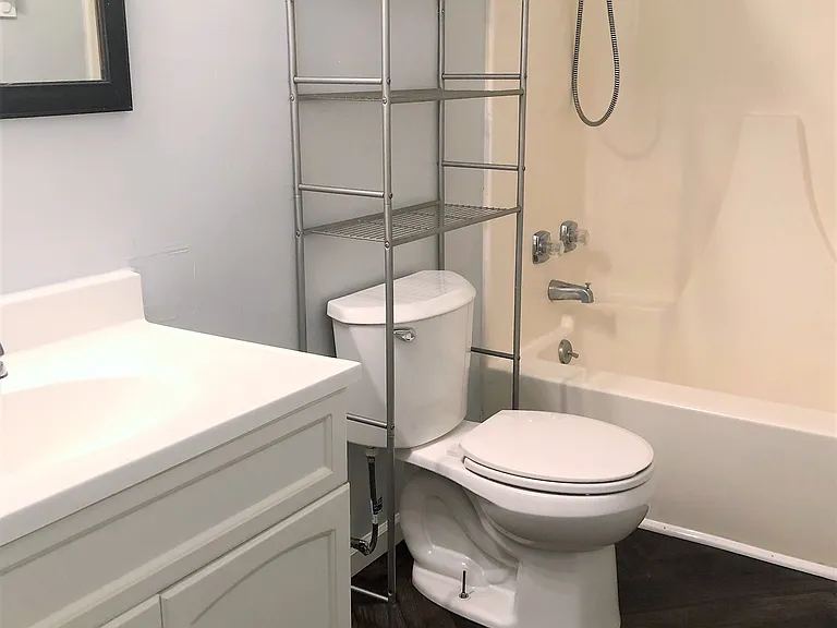 Full Bath
