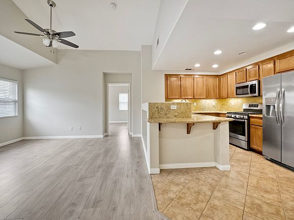 2nd image of 10366 Scripps Poway Pkwy Unit 67