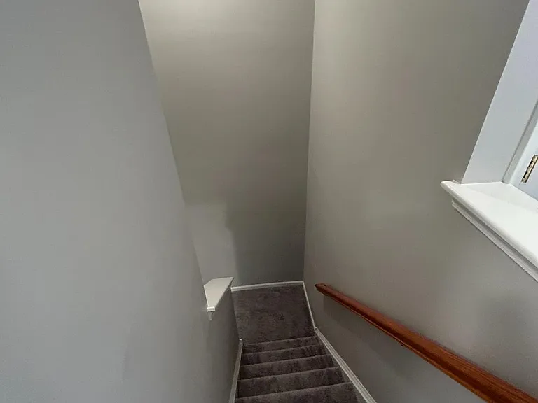 1050 Lamberton St — Photo 12