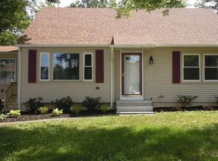17 Highland St, Boylston, MA 01505