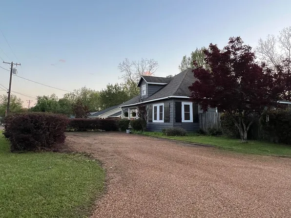 331 McCord St, West Point, MS 39773