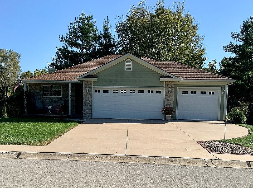 1st image of 15655 Meadow Ct