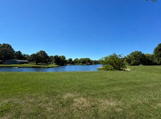 900 Timber Trail Dr, Dixon, IL 61021