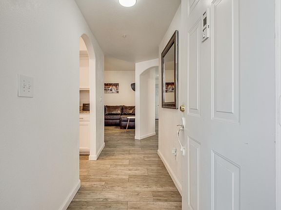 5th image of 6480 Annie Oakley Dr #314