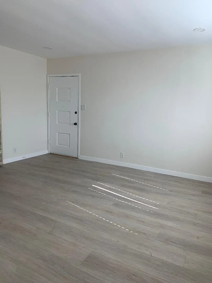 2 bed, 680 sqft, $2,395 — Photo 3