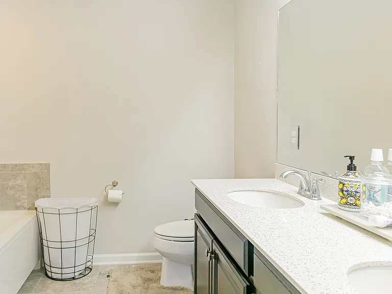 7112 Emsley Cir — Photo 9