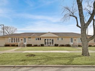 2547 S 2nd Ave, North Riverside, IL 60546