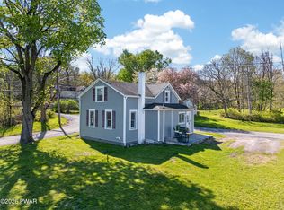 204 Avenue B, Matamoras, PA 18336