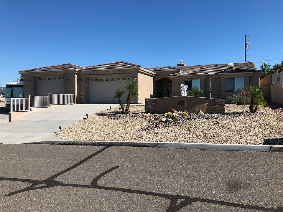 1st image of 330 Silverado Dr