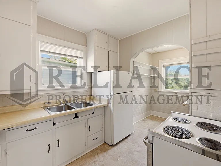 432 S Osage St — Photo 14