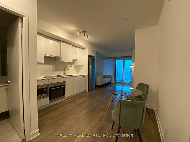 195 Redpath Ave #2205 — Photo 23