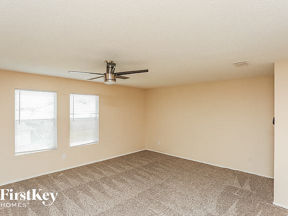 2nd image of 6904 Meadow Way Ln