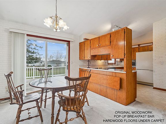 4th image of 1007 Raney St