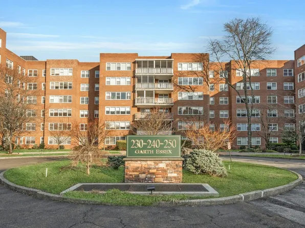 240 Garth Road #5L2, Scarsdale, NY 10583
