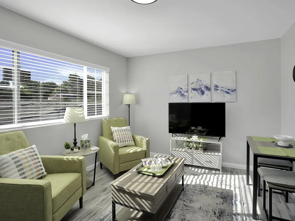 1800 W Aztec Blvd #1