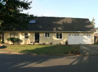 17256 NE 18th Pl, Bellevue, WA