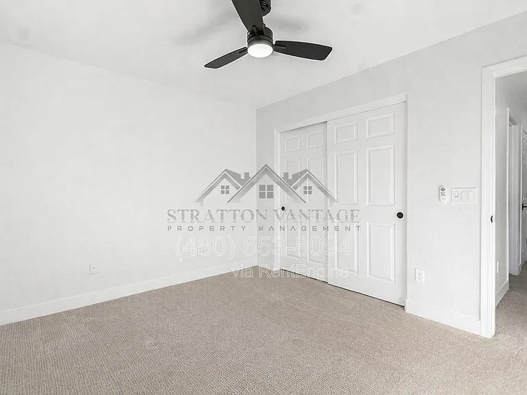 1005 E Stirrup Ln — Photo 27