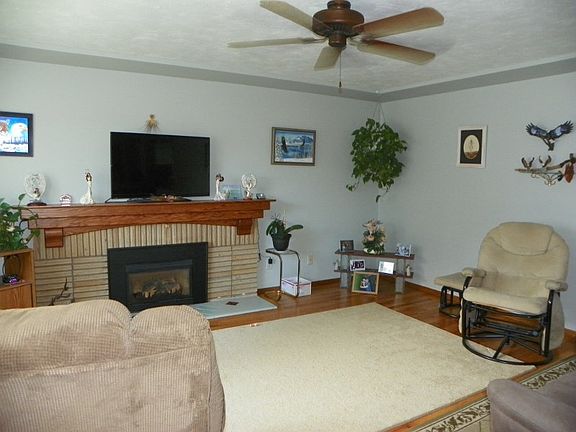 2nd image of 1214 E Liberty Ave