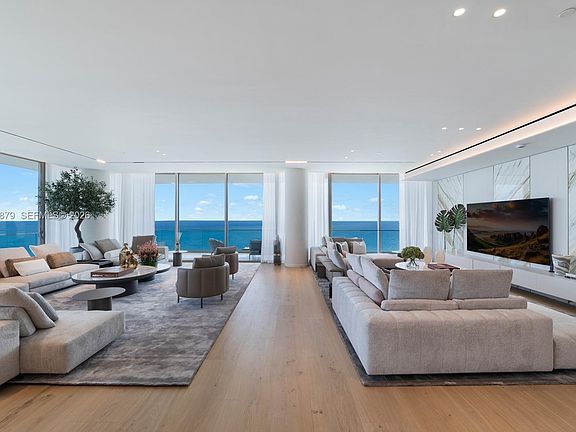 4th image of 10203 Collins Ave Unit 2701