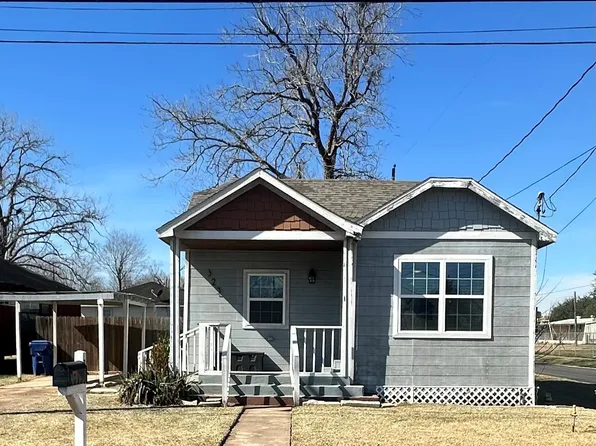 323 N Outlar St, Wharton, TX 77488