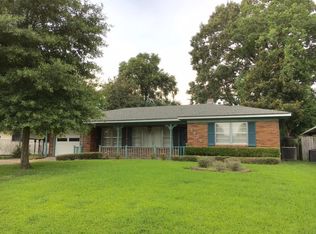 5230 Oriole Dr, Beaumont, TX 77707