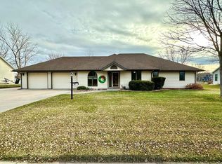 1809 Bass Rd, Grand Island, NE 68801