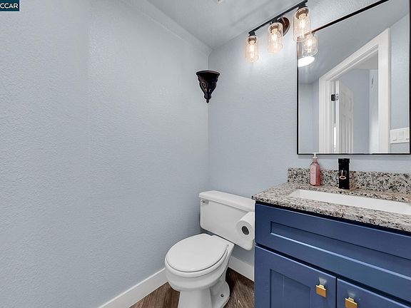 4th image of 4093 S Anchor Ct
