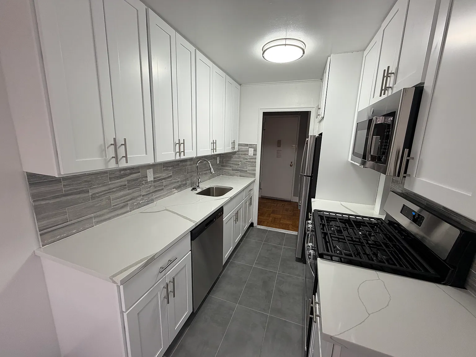 64th Cir, Fresh Meadows — Photo 1