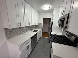 (Undisclosed Address), Fresh Meadows, NY 11365